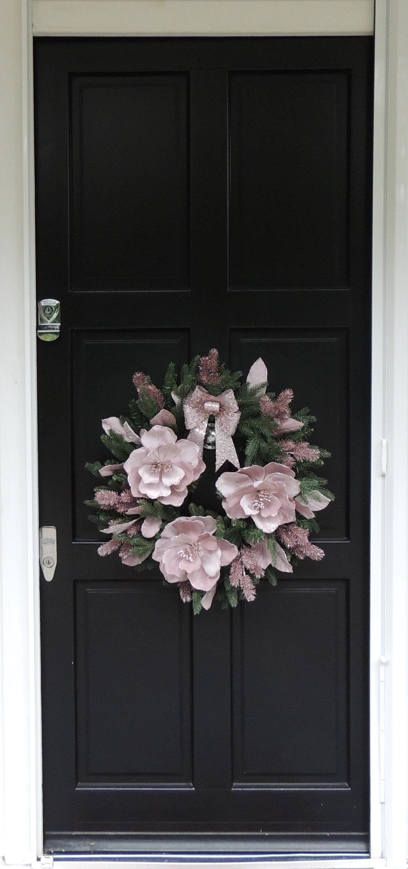 Luxury Dusty Pink Christmas Wreath Front Door,Luxury Home Decorations,Pink Xmas, Winter Mantle Decor, Holiday wreath,Advent Swag,Artificial