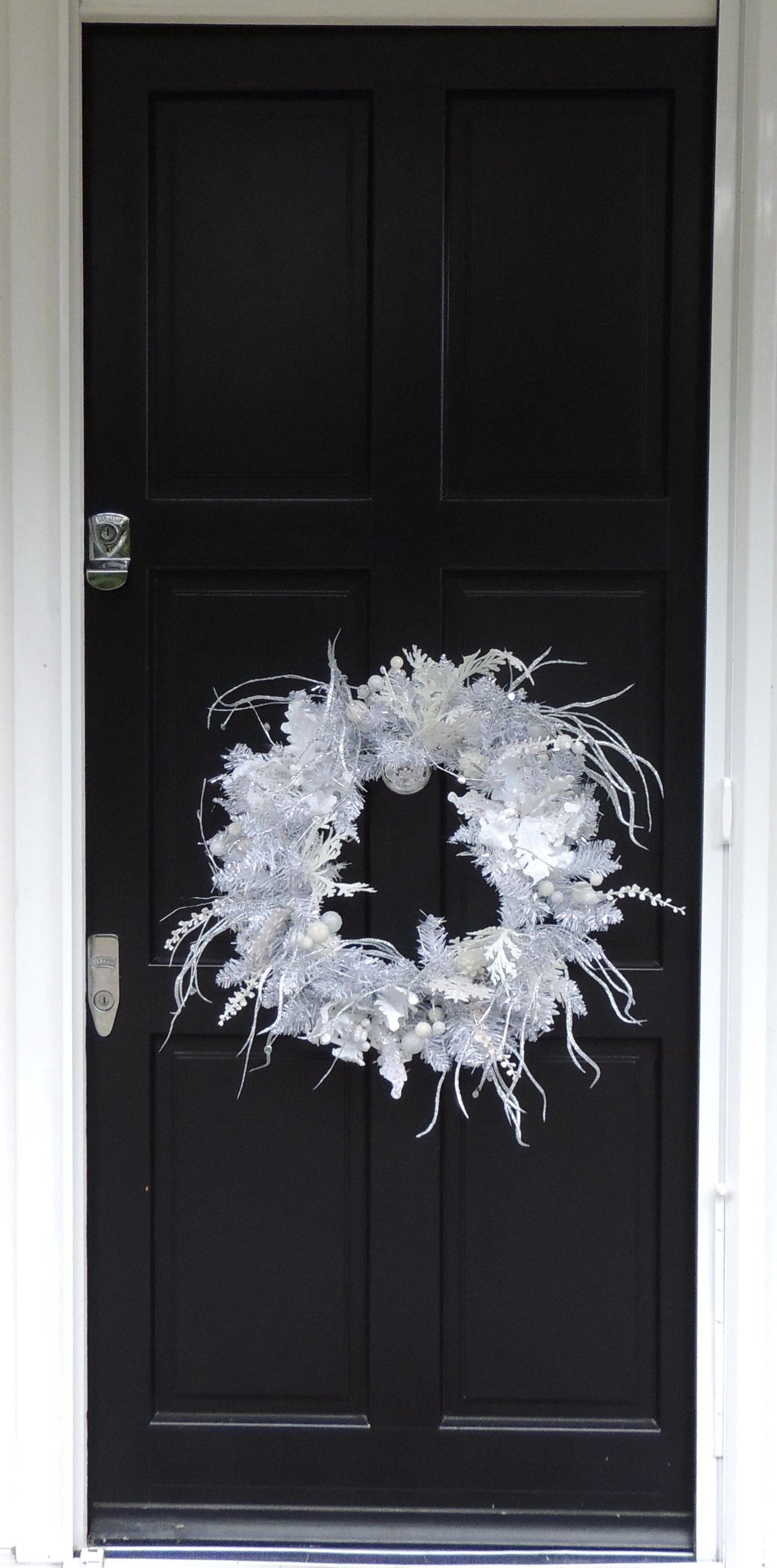 White Silver Luxury Christmas Wreath Front Door Luxury Home Decorations Xmas Winter Mantle Decor Holiday Wreath Advent Swag Silver Theme